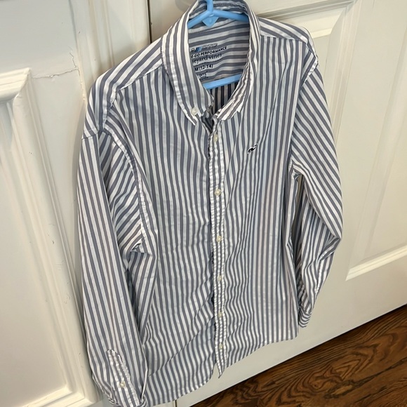 Vineyards vines on the go performance striped  Oxford shirt size M  12/14 - Picture 3 of 6